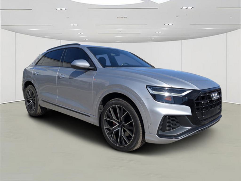 2020 Audi Q8 Premium Plus