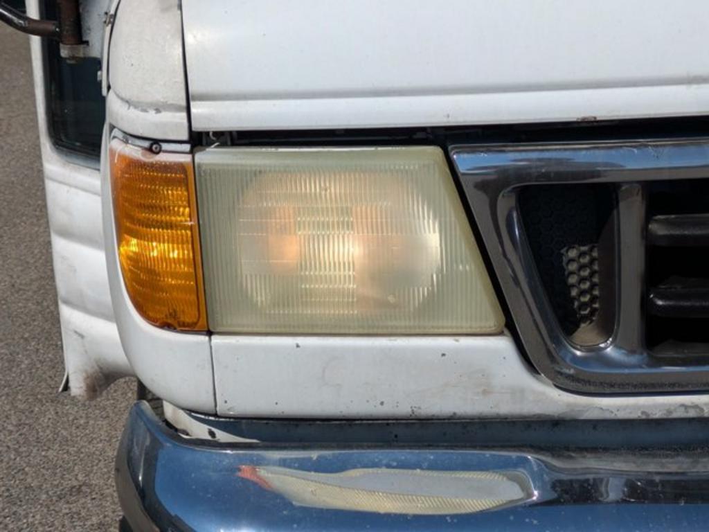 2006 Ford Econoline - Photo 9