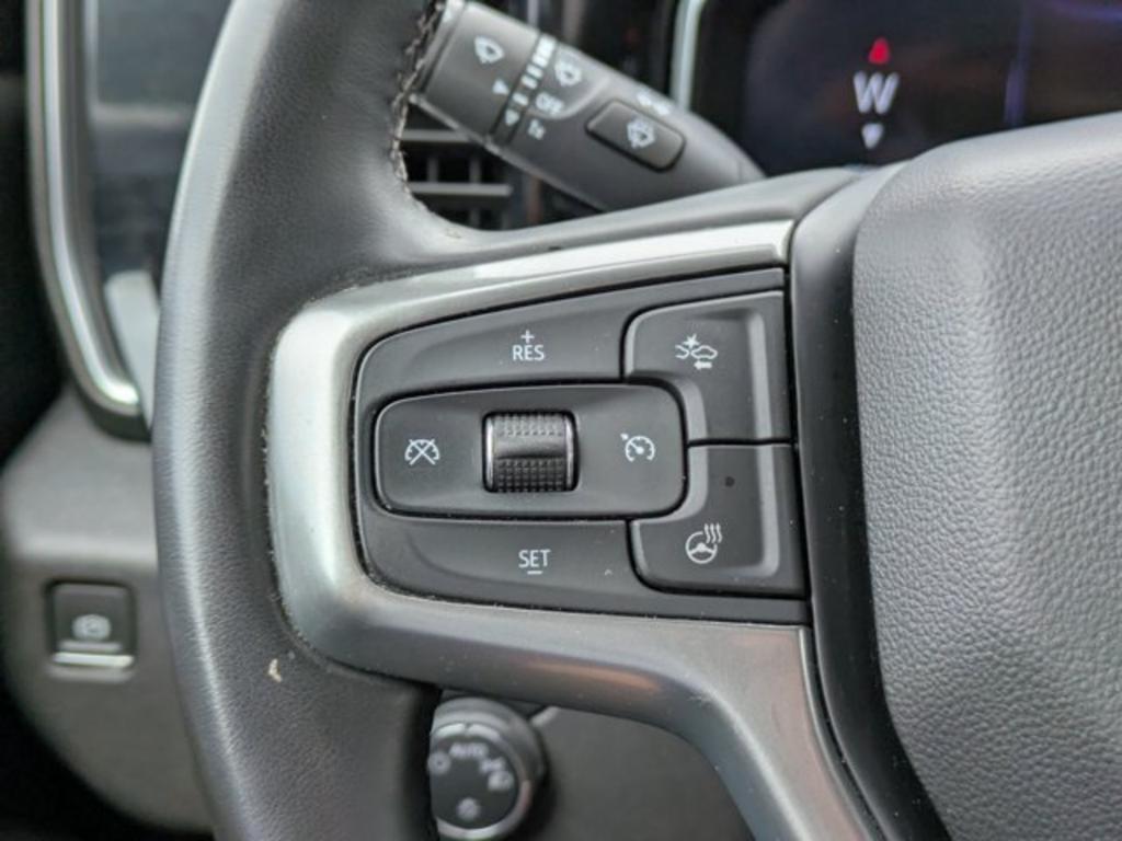 2023 Chevrolet Silverado 1500 LT - Photo 24