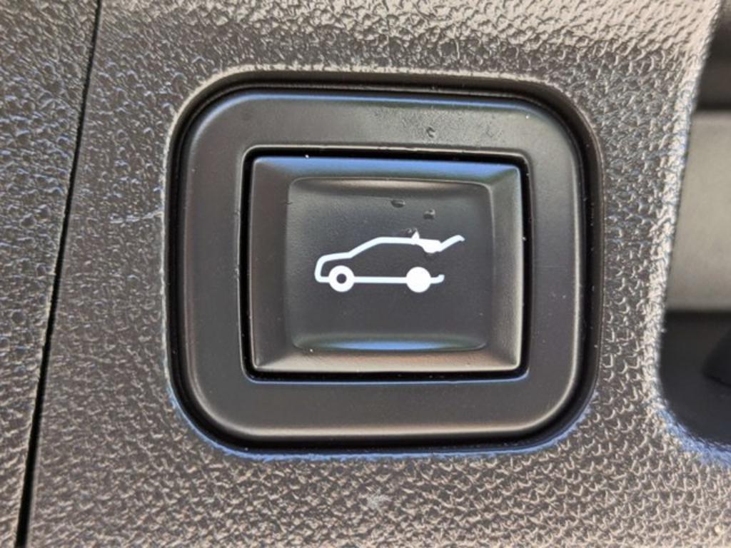 2021 GMC Acadia SLT - Photo 13